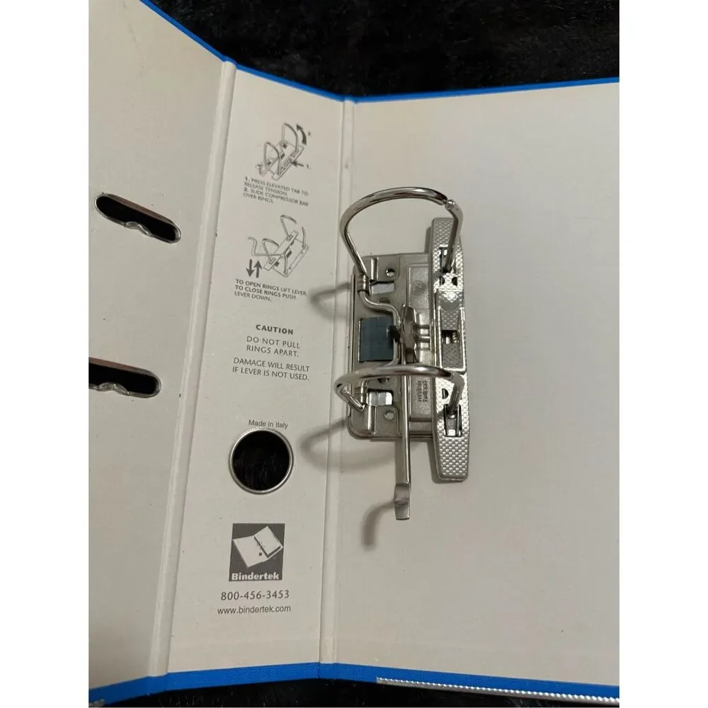 Bindertek Style Law Binders 3 inch Width Lot of 3